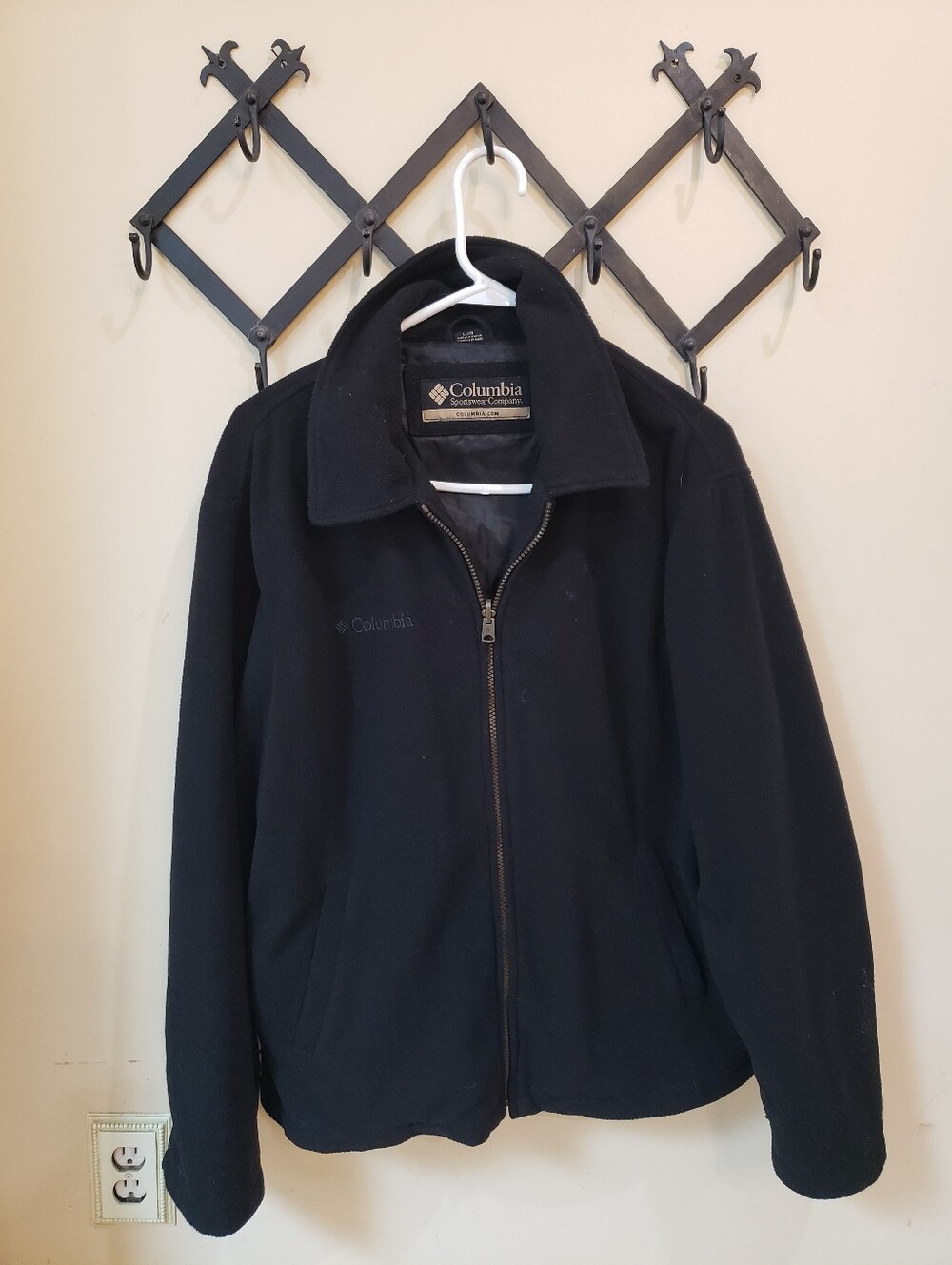 Columbia Men's Black Lightweight Fleece Jacket - Full Zip